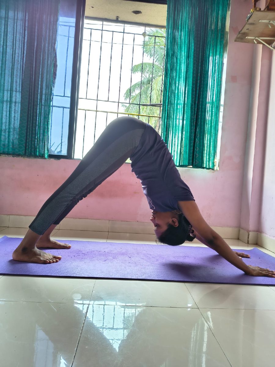 Vaishnavi Sanas, Yoga Teacher