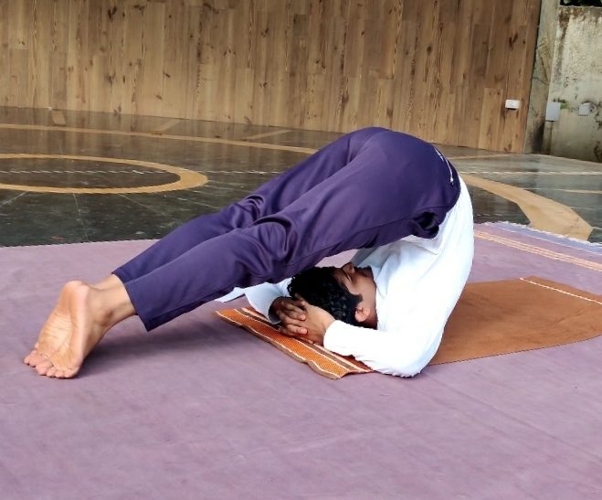 Akash Awari, Yoga Teacher