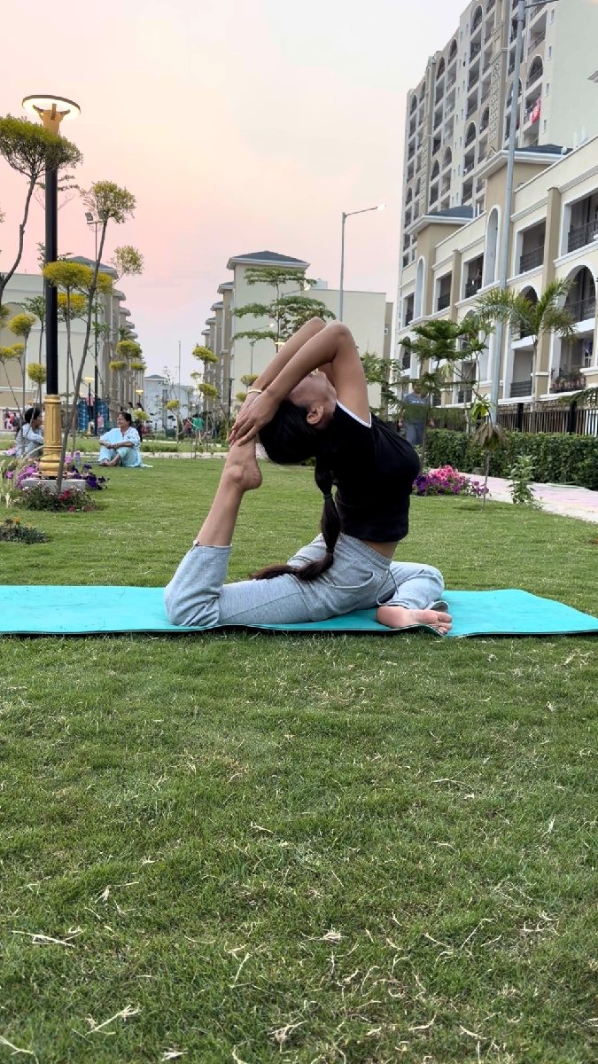 Sonika Panwar, Yoga Teacher