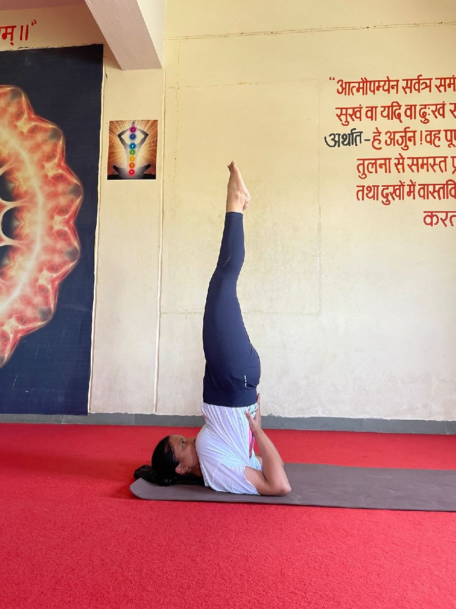 NISHITA TIWARI, Yoga Teacher