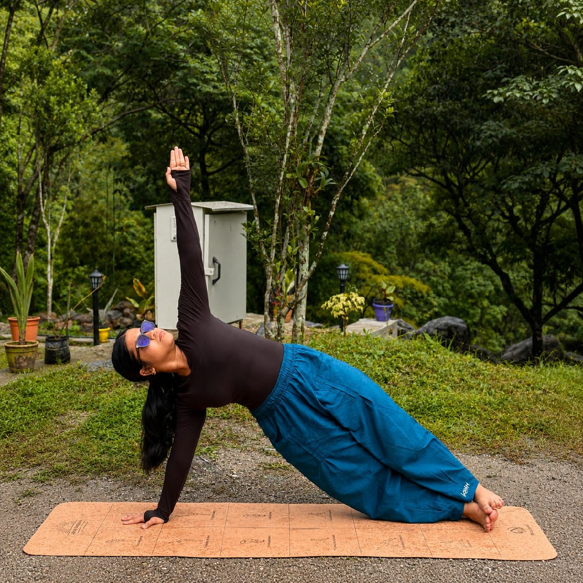 Aaindrila dey, Yoga Teacher
