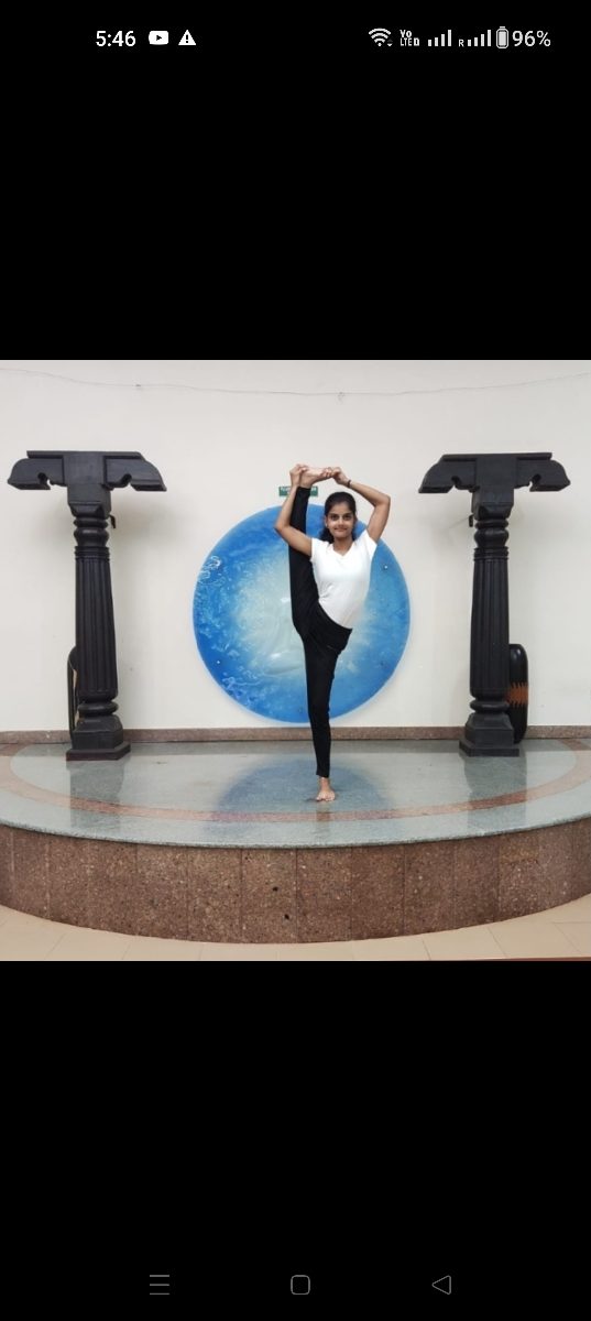 Dr Reshma Kannan yoga teacher