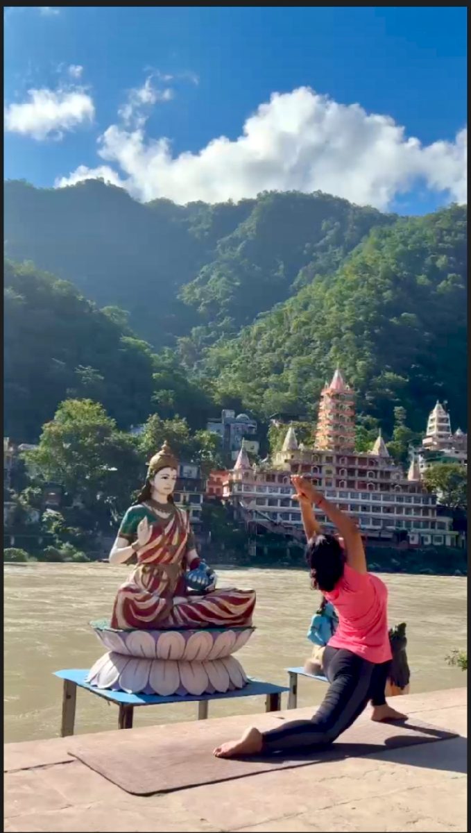 Bhini, Yoga Teacher
