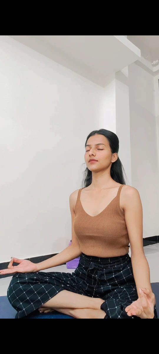 Srushti Jadhav, Yoga Teacher