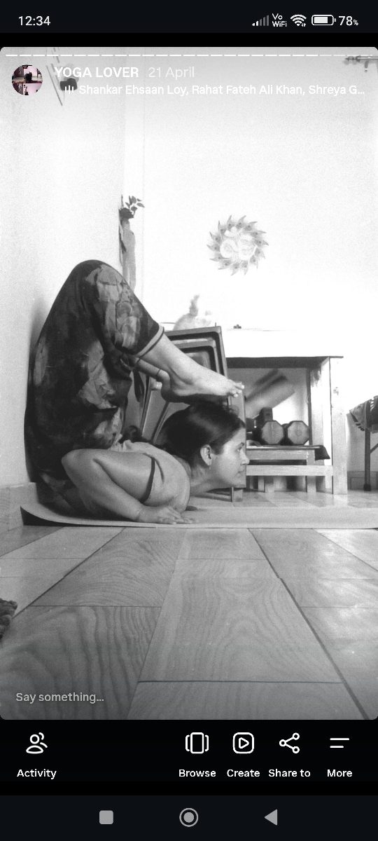Ritika Singh, Yoga Teacher