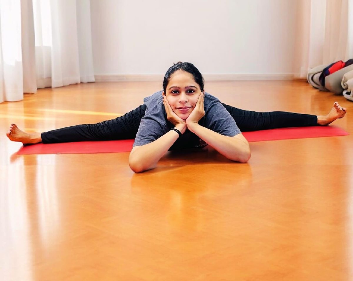 Dr Kirti Dhaketa, Yoga Teacher