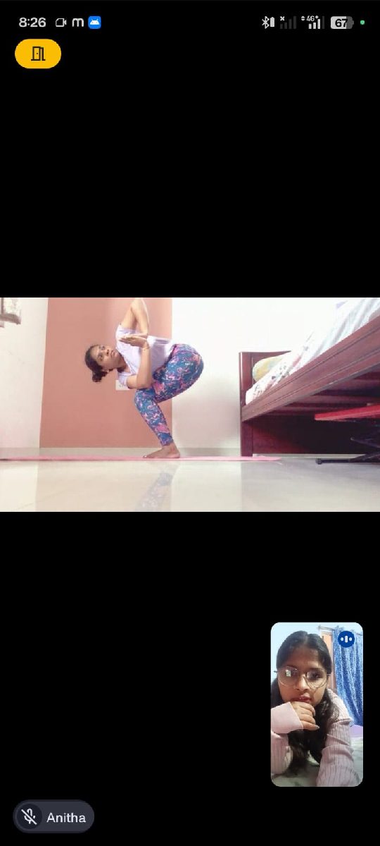 Stella, Yoga Teacher
