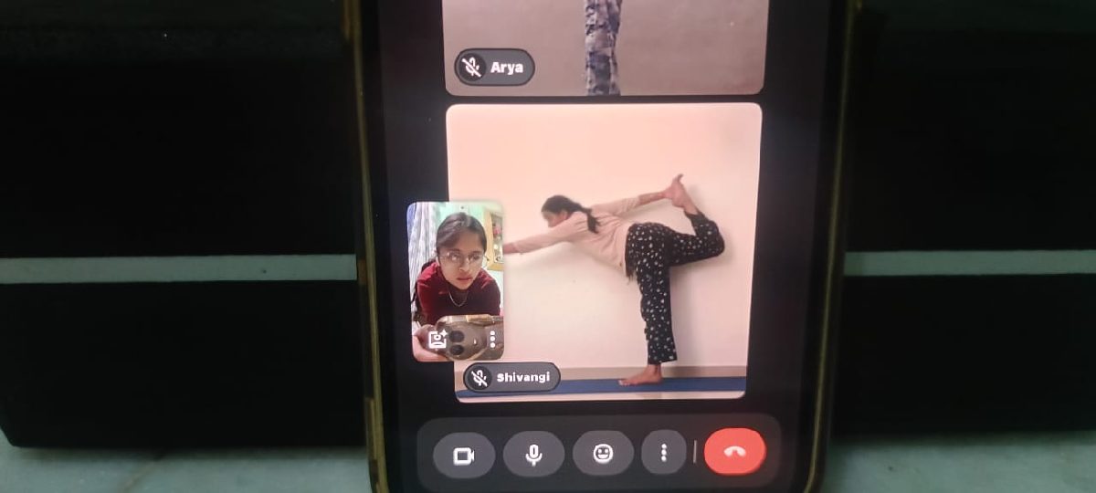 Stella, Yoga Teacher