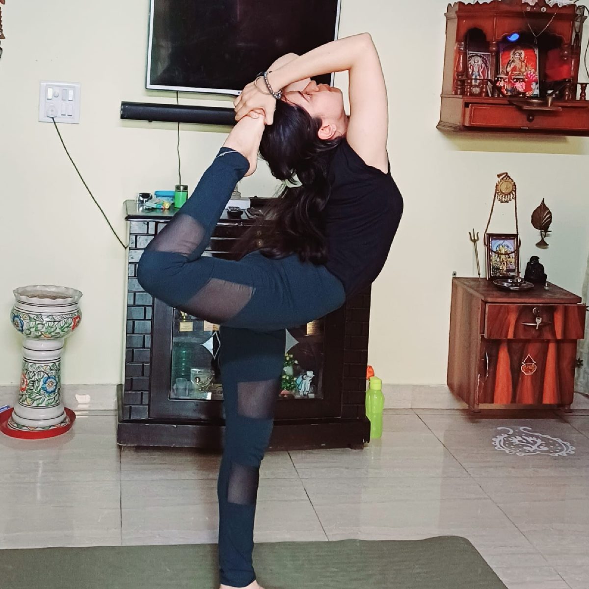 Pragya chhabra, Yoga Teacher