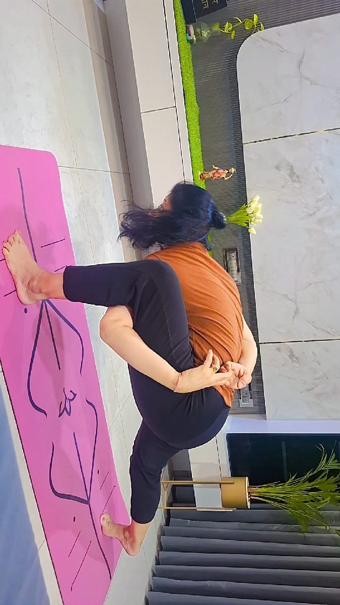 Pratibha Patil, Yoga Teacher